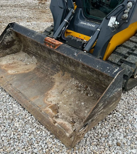 2022 John Deere 325G tracked skid steer loader