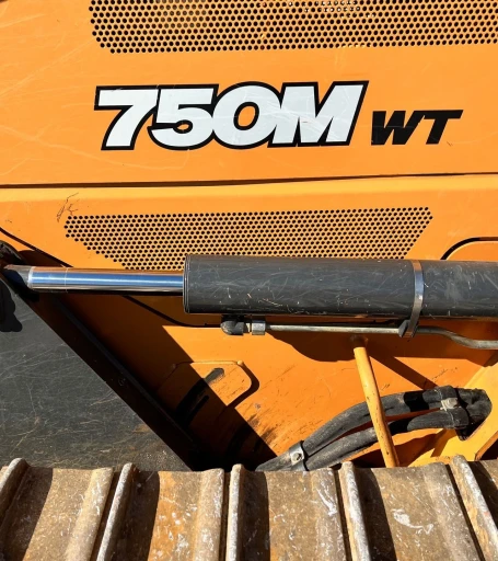 2018 Case 750M dozer