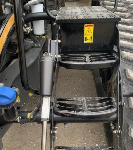 2013 Challenger MT765D Track Tractor
