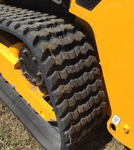 2015 JCB 260T Skid Steer Track Loader
