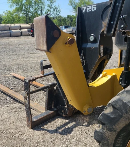 2018 Caterpillar TL1255D telehandler