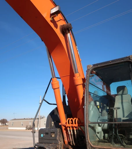 2016 Hitachi ZAXIS ZX160LC-6N