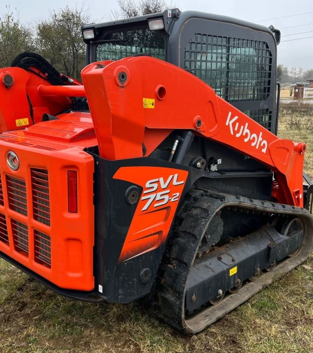 2021 Kubota SVL75-2 tracked skid steer loader