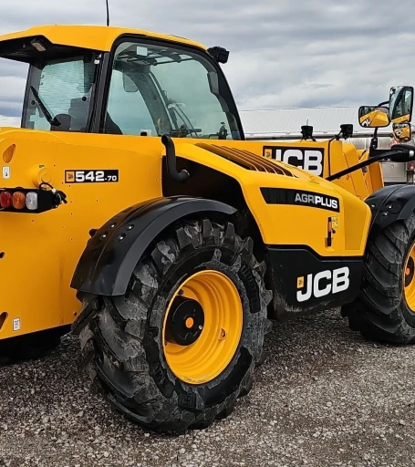 2023 JCB 542-70AG telehandler
