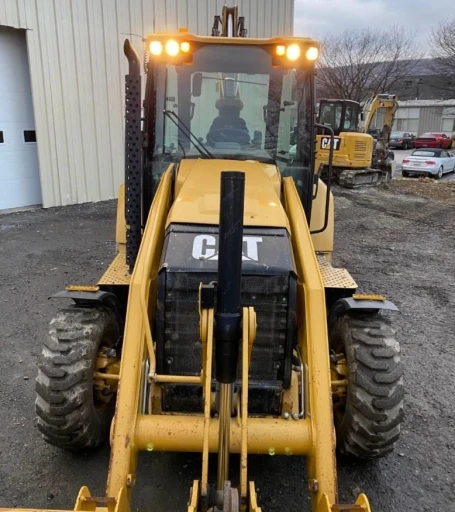 2015 CATERPILLAR 420F2