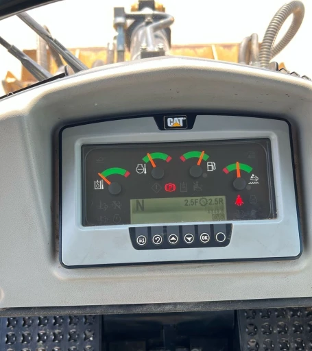 2016 Caterpillar 963K track loader