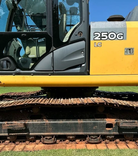 2014 John Deere 250G LC excavator