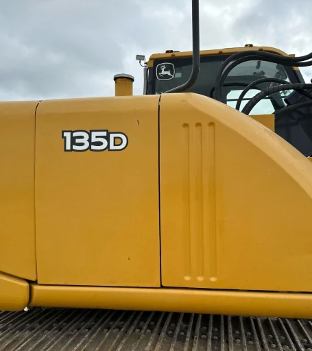 2012 John Deere FF135DX excavator