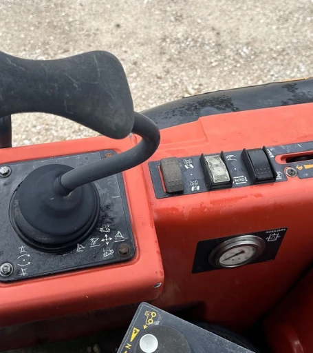 2013 Ditch Witch RT120 Quad trencher