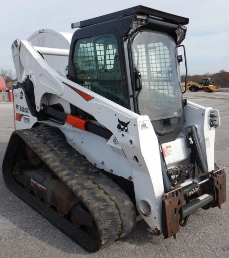 2019 Bobcat T870 tracked skid steer loader
