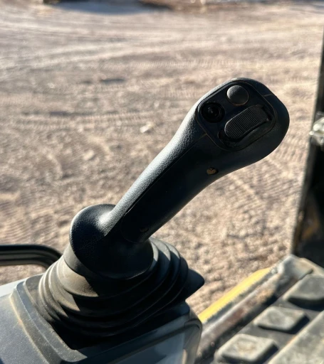 2018 Caterpillar 326F L excavator