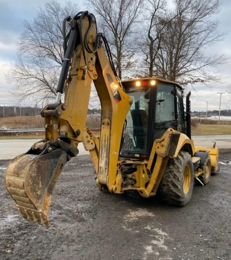 2015 CATERPILLAR 420F2