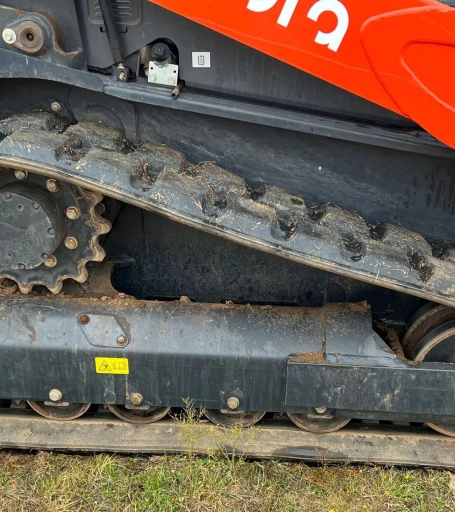 2021 Kubota SVL75-2 tracked skid steer loader