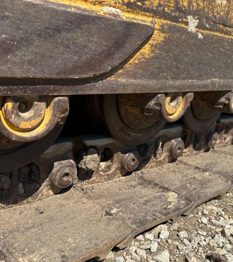 2002 Caterpillar 953C track loader
