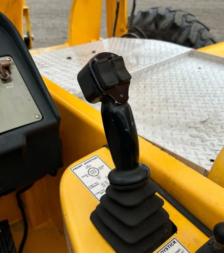 2010 Pettibone 944 telehandler