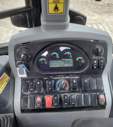 2018 Caterpillar 420F2 backhoe