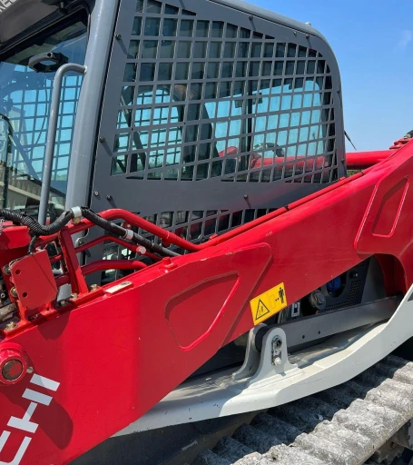 2016 Takeuchi TL12V2 tracked skid steer loader