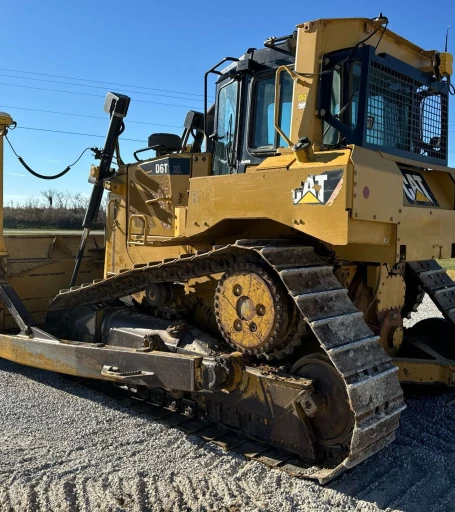 2011 Caterpillar D6T XL dozer