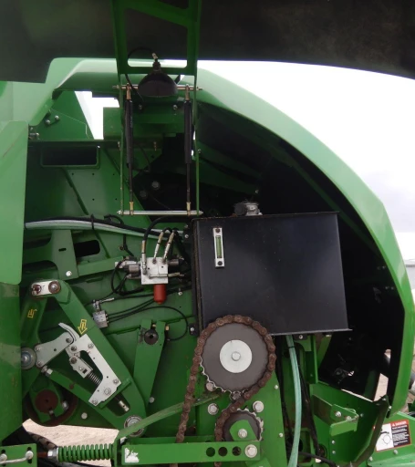 2016 John Deere L340 square baler
