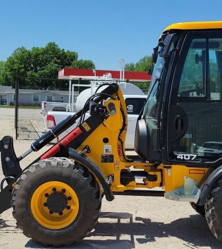 2022 JCB 407 wheel loader