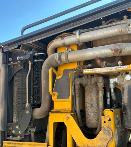 2013 John Deere 772G motor grader