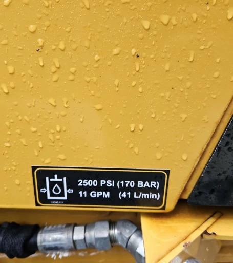2014 Vermeer RTX1250 cable plow