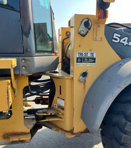 2005 John Deere 544J wheel loader