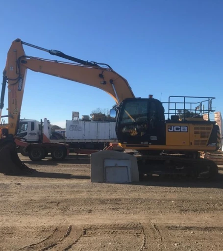 2014 JCB JS220LC EXCAVATOR