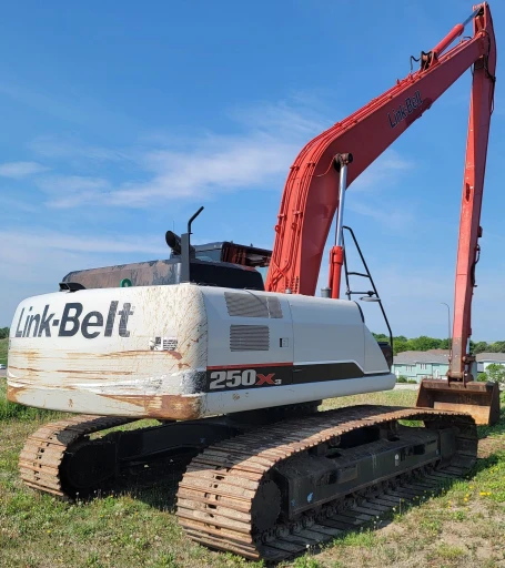 2013 Link-Belt 250X3 LF long reach excavator