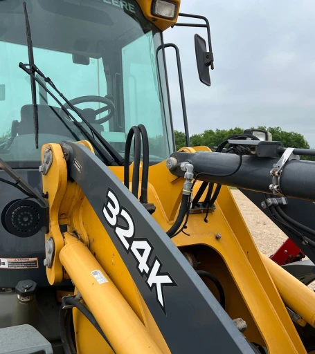 2016 John Deere 324K wheel loader