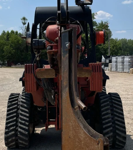 2011 Ditch Witch RT115 Quad vibratory cable plow