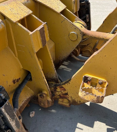 2016 Caterpillar 963K track loader
