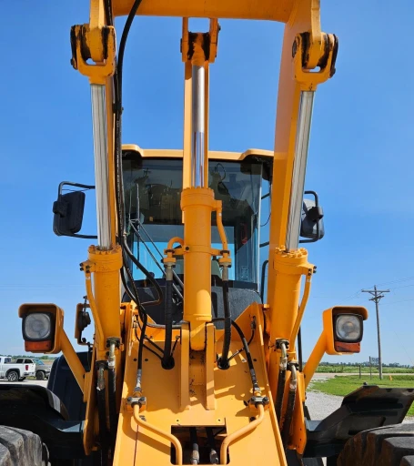 2015 Hyundai HL740XTD-9A Wheel Loader