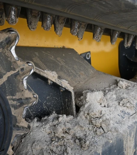 2022 John Deere 331G compact track loader