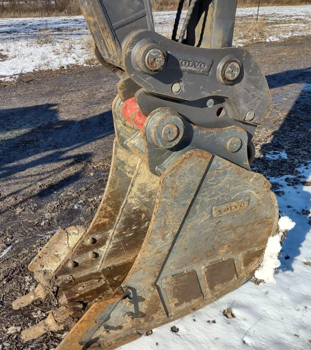 2021 Volvo ECR145EL excavator