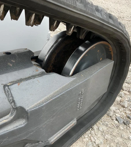 2021 Bobcat T76 R-Series Compact Track Loader