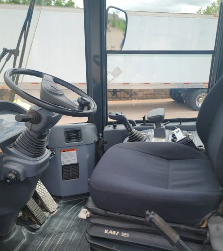2005 Komatsu WA320 wheel loader