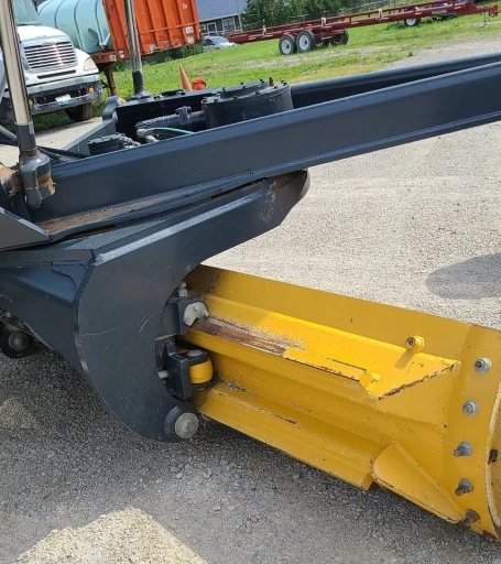 2016 John Deere 770G motor grader