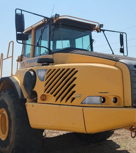 Volvo T450D 4WD scraper tractor