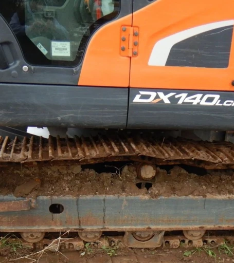 2014 Doosan DX140LCR excavator
