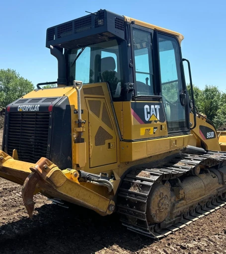 2016 Caterpillar 953D track loader