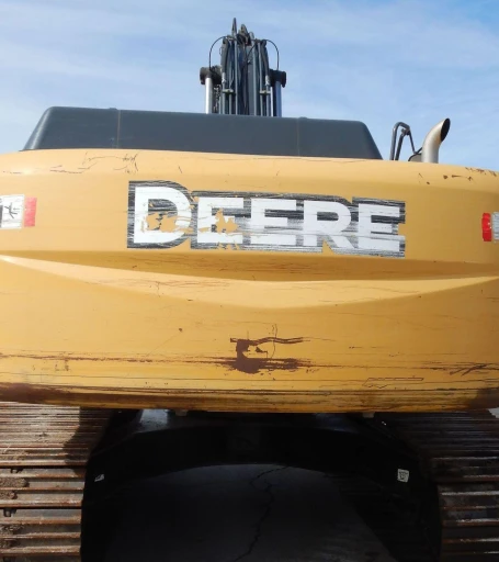 2011 John Deere 240DLC excavator