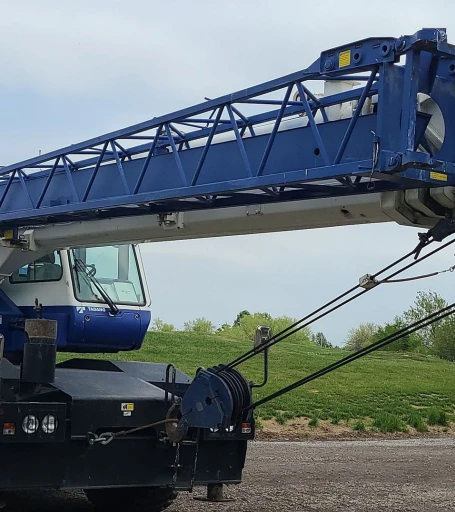 2011 Tadano GR300XL crane