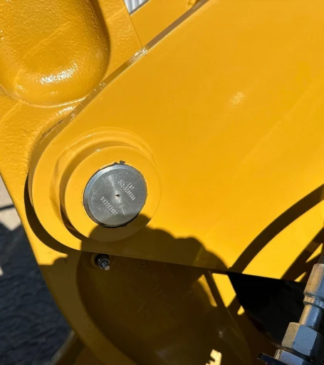 2023 Caterpillar 908 wheel loader