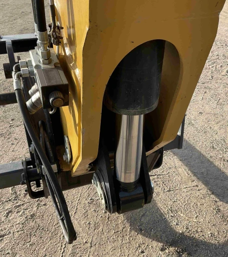 2012 Caterpillar TH406 4x4x4 Telehandler