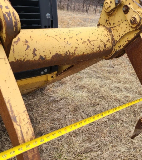 2010 Caterpillar 963D track loader