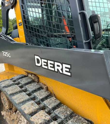 2022 John Deere 325G tracked skid steer loader