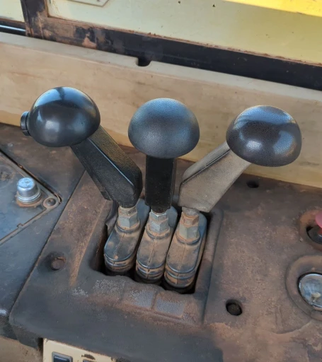 1995 Caterpillar 623F Elevating Scraper