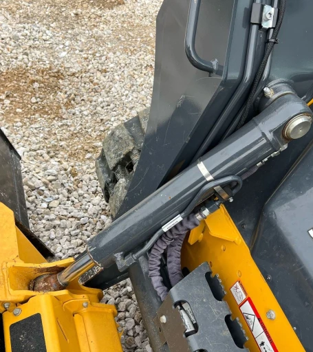 2022 John Deere 325G tracked skid steer loader