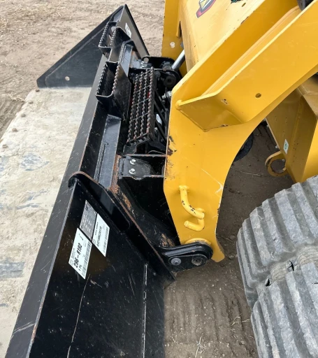 2022 Caterpillar 289D3 tracked skid steer loader